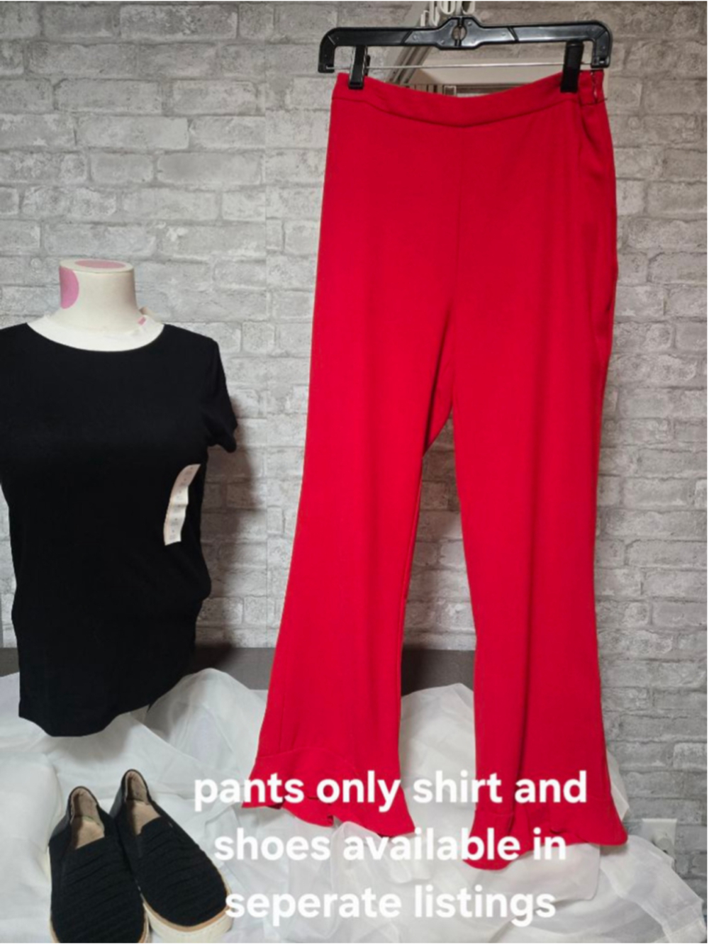 Women's Essue Red Wide Leg Pants Size S
